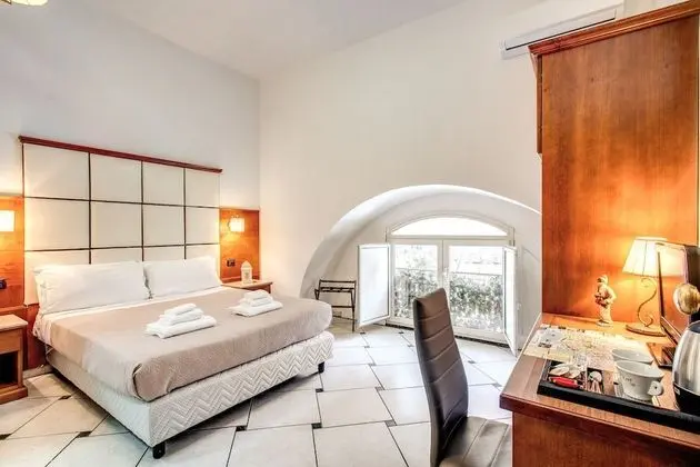 Standard Tek Büyük veya İki Ayrı Yataklı Oda