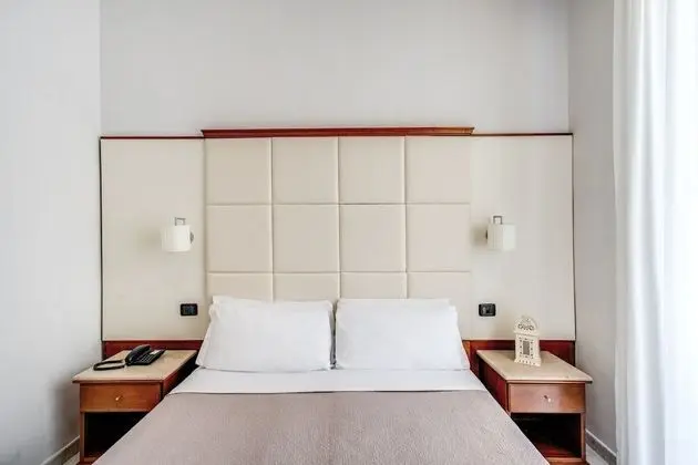 Standard Üç Kişilik Oda