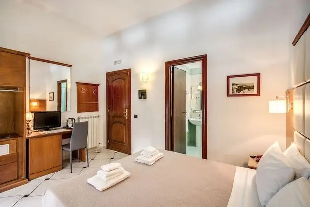 Standard Üç Kişilik Oda