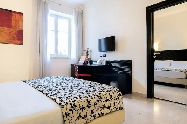 Standard Tek Büyük veya İki Ayrı Yataklı Oda
