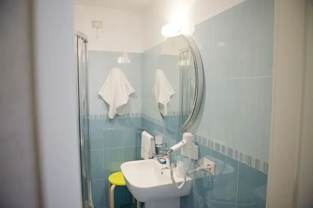 Deluxe Büyük Yataklı Tek Kişilik Oda