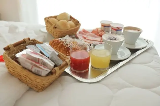 Standard Tek Büyük veya İki Ayrı Yataklı Oda