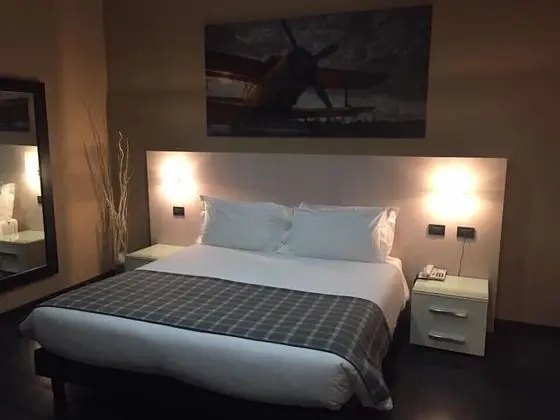 Deluxe Tek Büyük veya İki Ayrı Yataklı Oda, Sigara İçilmez, Bahçe Manzaralı