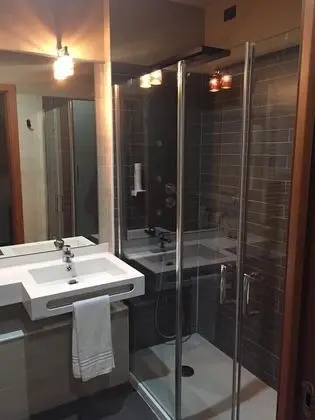 Deluxe Tek Büyük veya İki Ayrı Yataklı Oda, Sigara İçilmez, Bahçe Manzaralı