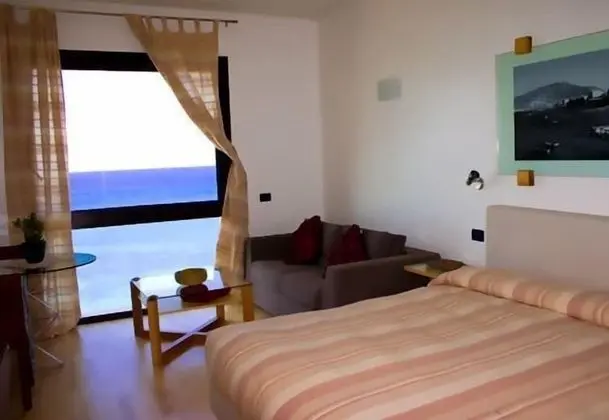 Deluxe Stüdyo, Deniz Manzaralı