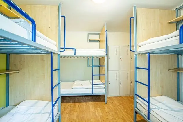 Ortak Ranzalı Oda, Karma Ranzalı Oda (8 beds)