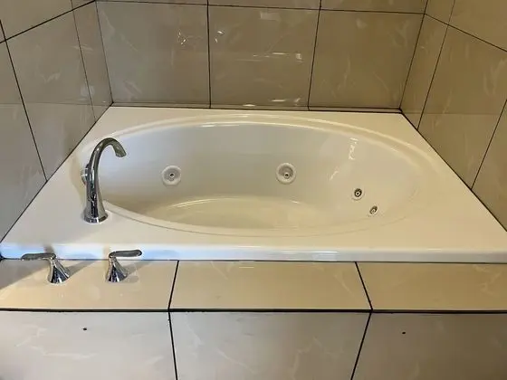 Standard Oda, 1 En Büyük (King) Boy Yatak, Sigara İçilmez, Sıcak Su Havuzu
