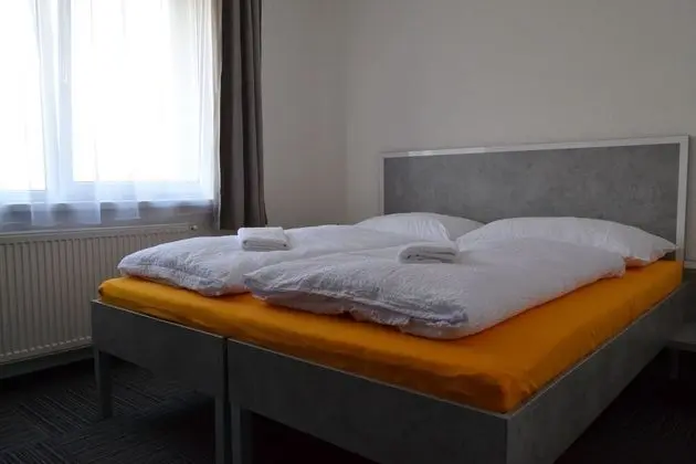 Classic Tek Büyük veya İki Ayrı Yataklı Oda