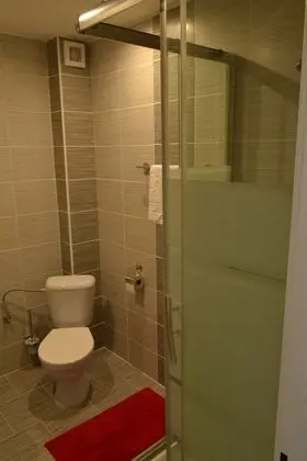 Classic Tek Büyük veya İki Ayrı Yataklı Oda