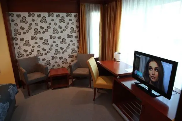 Tek Büyük Yataklı Oda