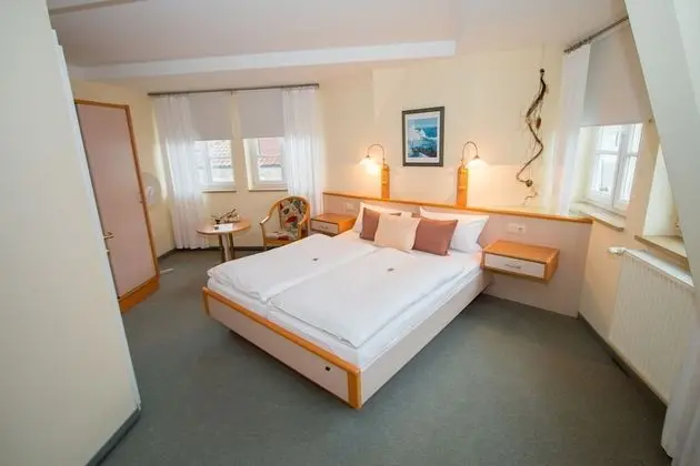 Comfort Tek Büyük Yataklı Oda