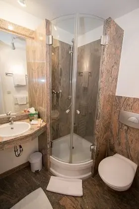 İki Ayrı Yataklı Oda