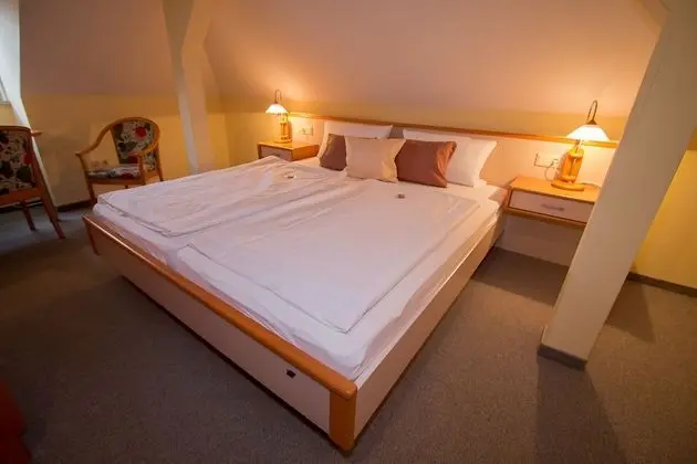 Tek Büyük Yataklı Oda