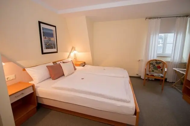 Tek Büyük Yataklı Oda