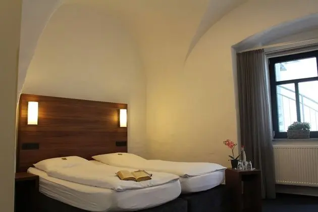 Basic Tek Büyük Yataklı Oda, 1 Büyük (Queen) Boy Yatak, Sigara İçilmez