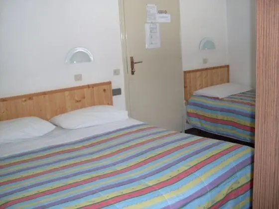 Basic Büyük Yataklı Tek Kişilik Oda, 1 Yatak Odası