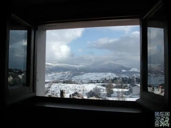 Üç Kişilik Oda, Birden Çok Yatak, Dağ Manzaralı