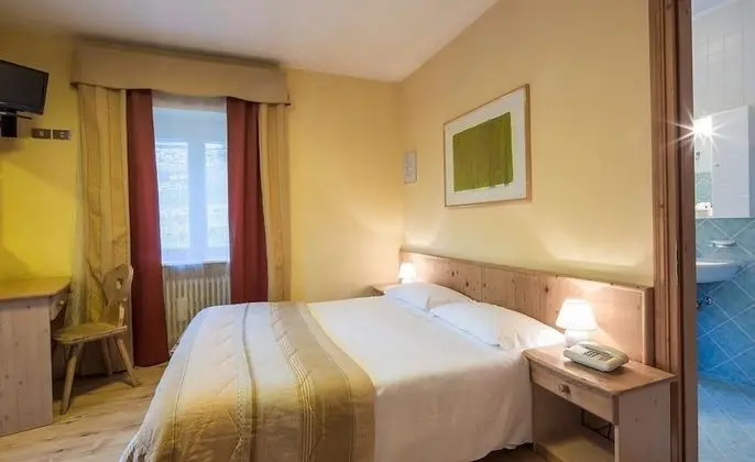 Tek Büyük veya İki Ayrı Yataklı Oda