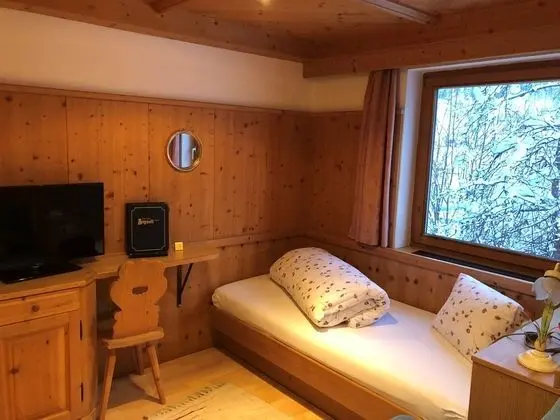 Tek Kişilik Oda (Private External Bathroom)