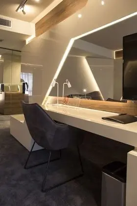 Deluxe Tek Büyük veya İki Ayrı Yataklı Oda, Balkon