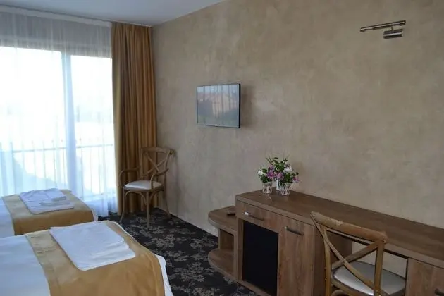 Luxury Tek Büyük Yataklı Oda