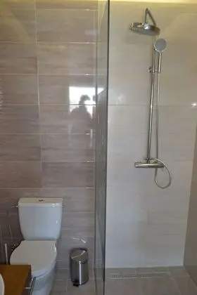 Luxury Tek Büyük Yataklı Oda