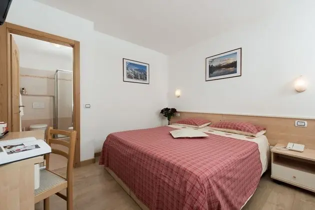 Tek Büyük veya İki Ayrı Yataklı Oda