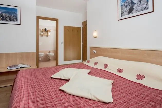 Tek Büyük veya İki Ayrı Yataklı Oda