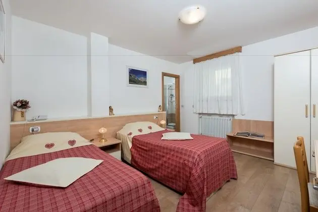 Tek Büyük veya İki Ayrı Yataklı Oda