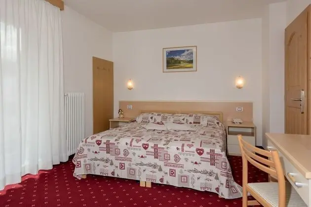 Tek Büyük veya İki Ayrı Yataklı Oda