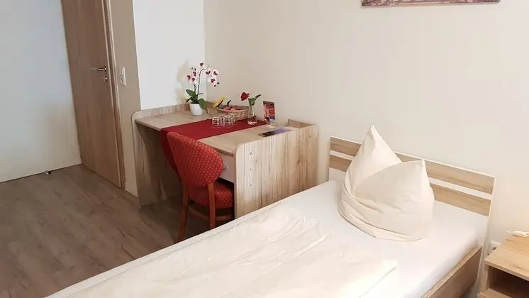 Standard Dört Kişilik Oda