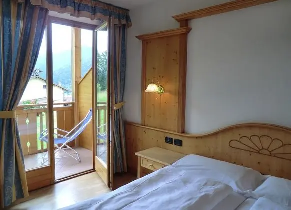 Classic Tek Büyük Yataklı Oda, Balkon, Dağ Manzaralı