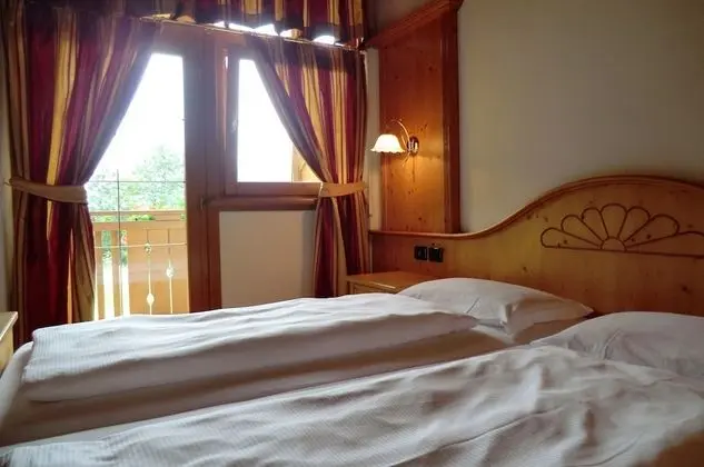 Superior Tek Büyük Yataklı Oda, Balkon, Dağ Manzaralı