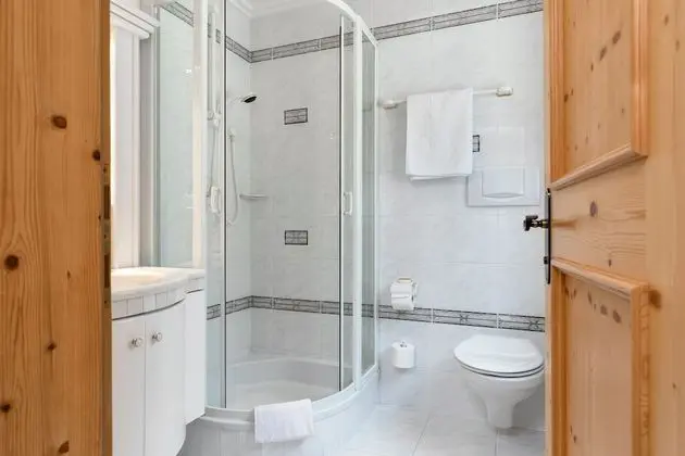 Classic Tek Büyük Yataklı Oda