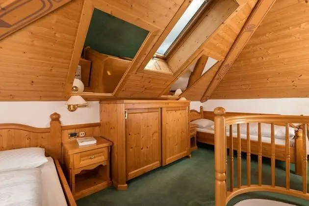 Comfort Tek Büyük Yataklı Oda