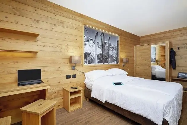 Deluxe Üç Kişilik Oda, 2 Yatak Odası