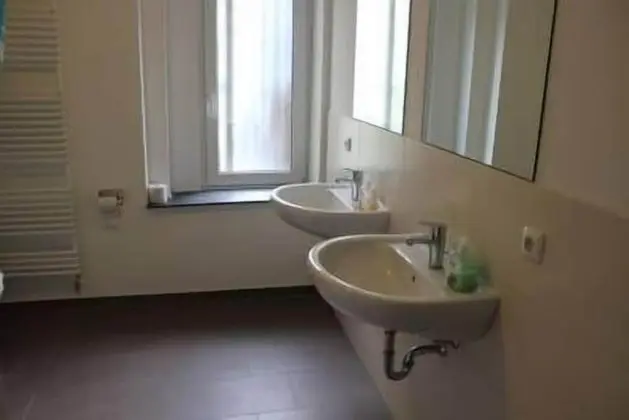 Comfort Tek Büyük veya İki Ayrı Yataklı Oda, Ortak Banyo