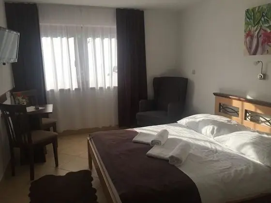 Tek Büyük Yataklı Oda, 1 Büyük (Queen) Boy Yatak, Dağ Manzaralı