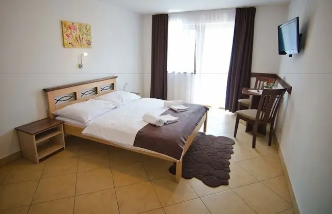 Tek Büyük Yataklı Oda, 1 Büyük (Queen) Boy Yatak, Dağ Manzaralı