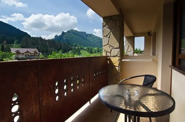 Tek Büyük Yataklı Oda, 1 Büyük (Queen) Boy Yatak, Dağ Manzaralı