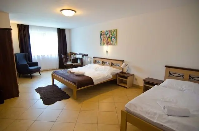 Üç Kişilik Oda, Birden Çok Yatak, Dağ Manzaralı