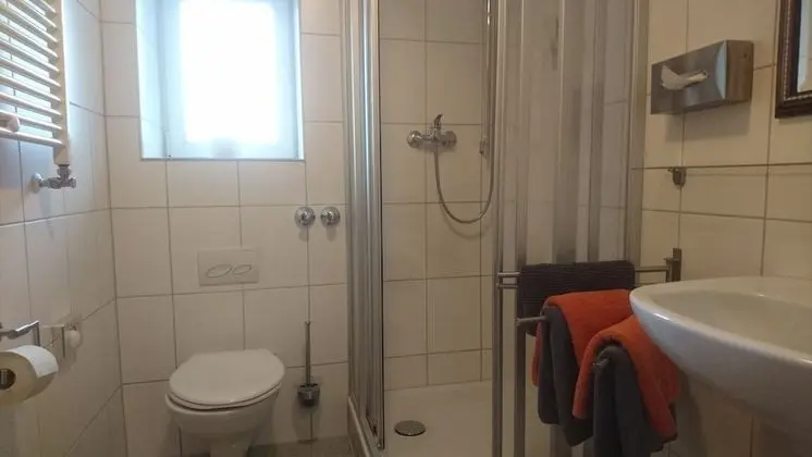 Standard Tek Büyük Yataklı Oda, 1 Yatak Odası, Bahçe Manzaralı, Dağ Yamacı