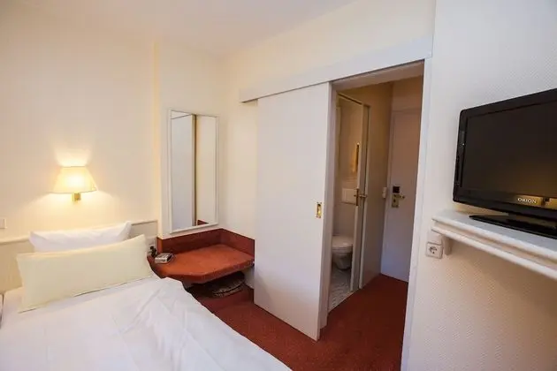 Standard Tek Büyük Yataklı Oda, Balkon, Nehir Manzaralı