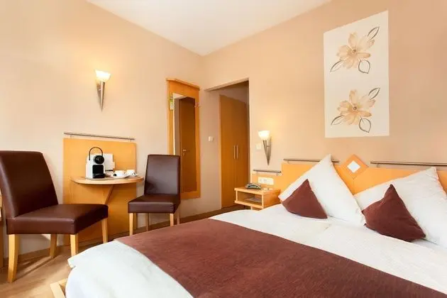 Standard Tek Büyük Yataklı Oda, 1 Büyük (Queen) Boy Yatak, Sigara İçilmez, Şehir Manzaralı