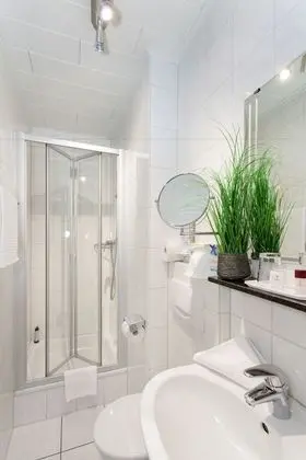 Standard Tek Büyük Yataklı Oda, 1 Büyük (Queen) Boy Yatak, Sigara İçilmez, Şehir Manzaralı