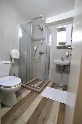Deluxe Dört Kişilik Oda