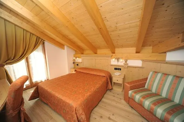 Dört Kişilik Oda
