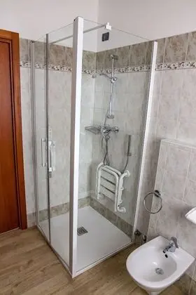 Classic Büyük Yataklı Tek Kişilik Oda, 1 Çift Kişilik Yatak, Özel Banyo (Elevator)