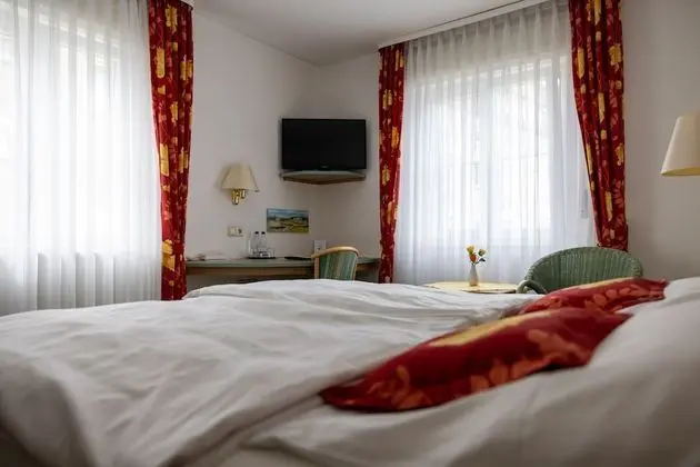 Comfort Tek Büyük Yataklı Oda