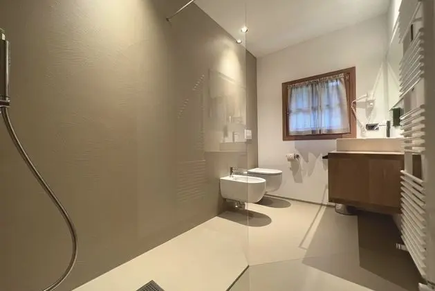 Tek Büyük veya İki Ayrı Yataklı Oda